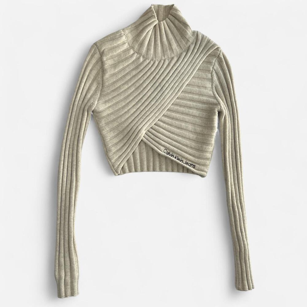 Calvin Klein Cream Knit Sweater Cropped Size XS Crossover Long Sleeve